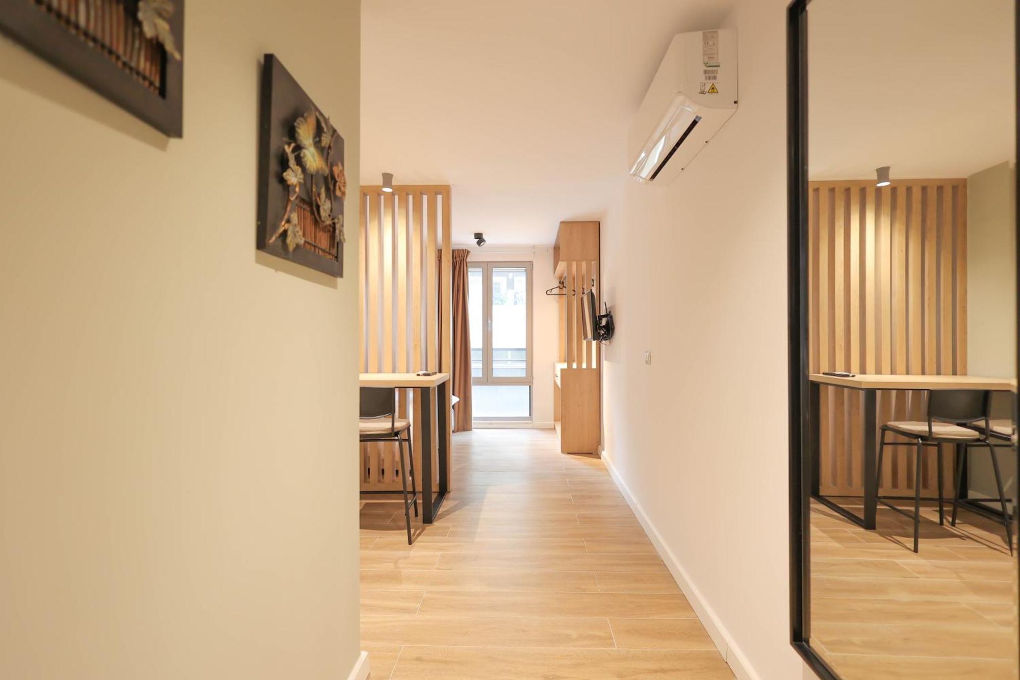 Grandstay Studios Durrës Esterno foto