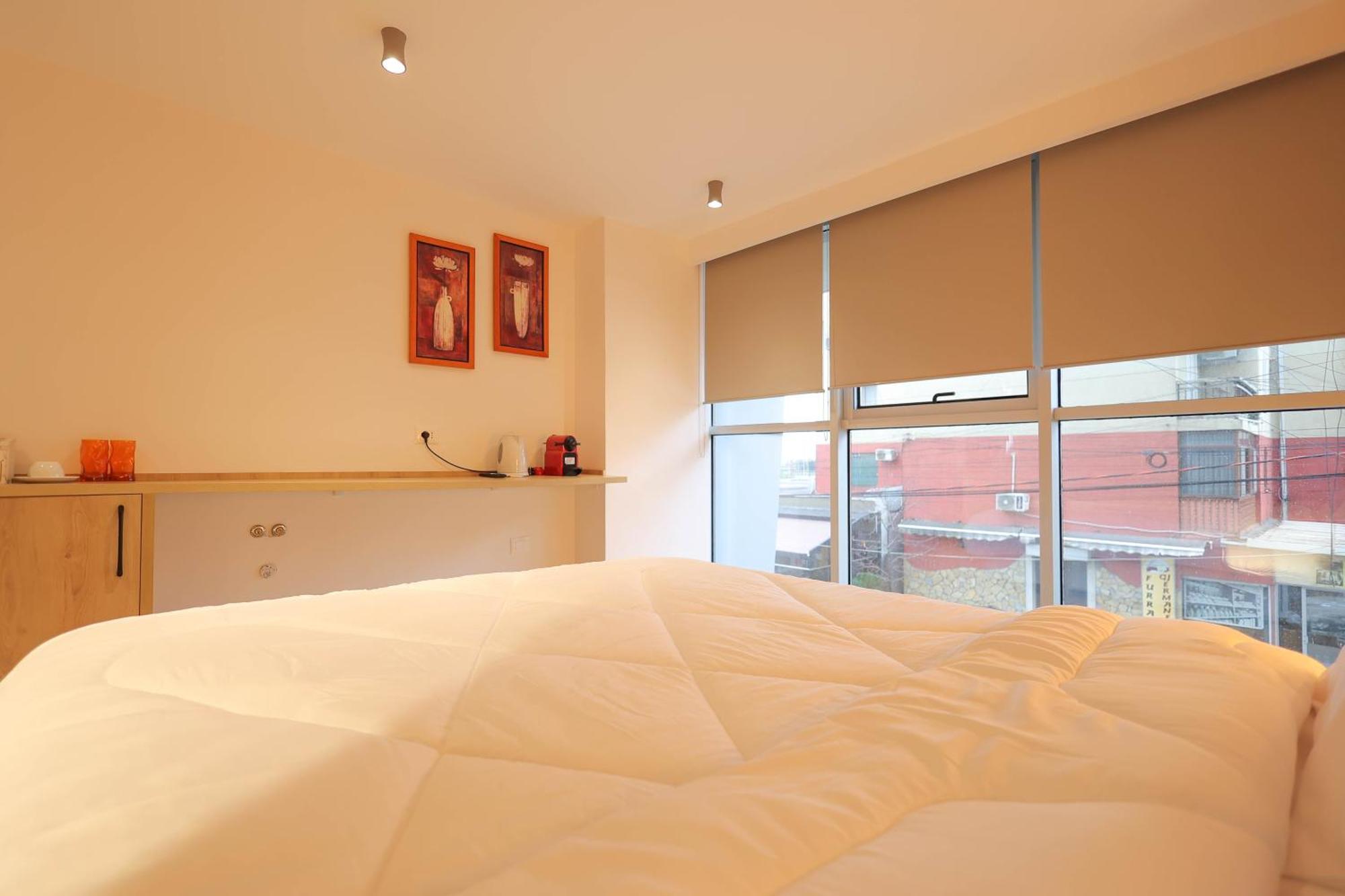 Grandstay Studios Durrës Esterno foto