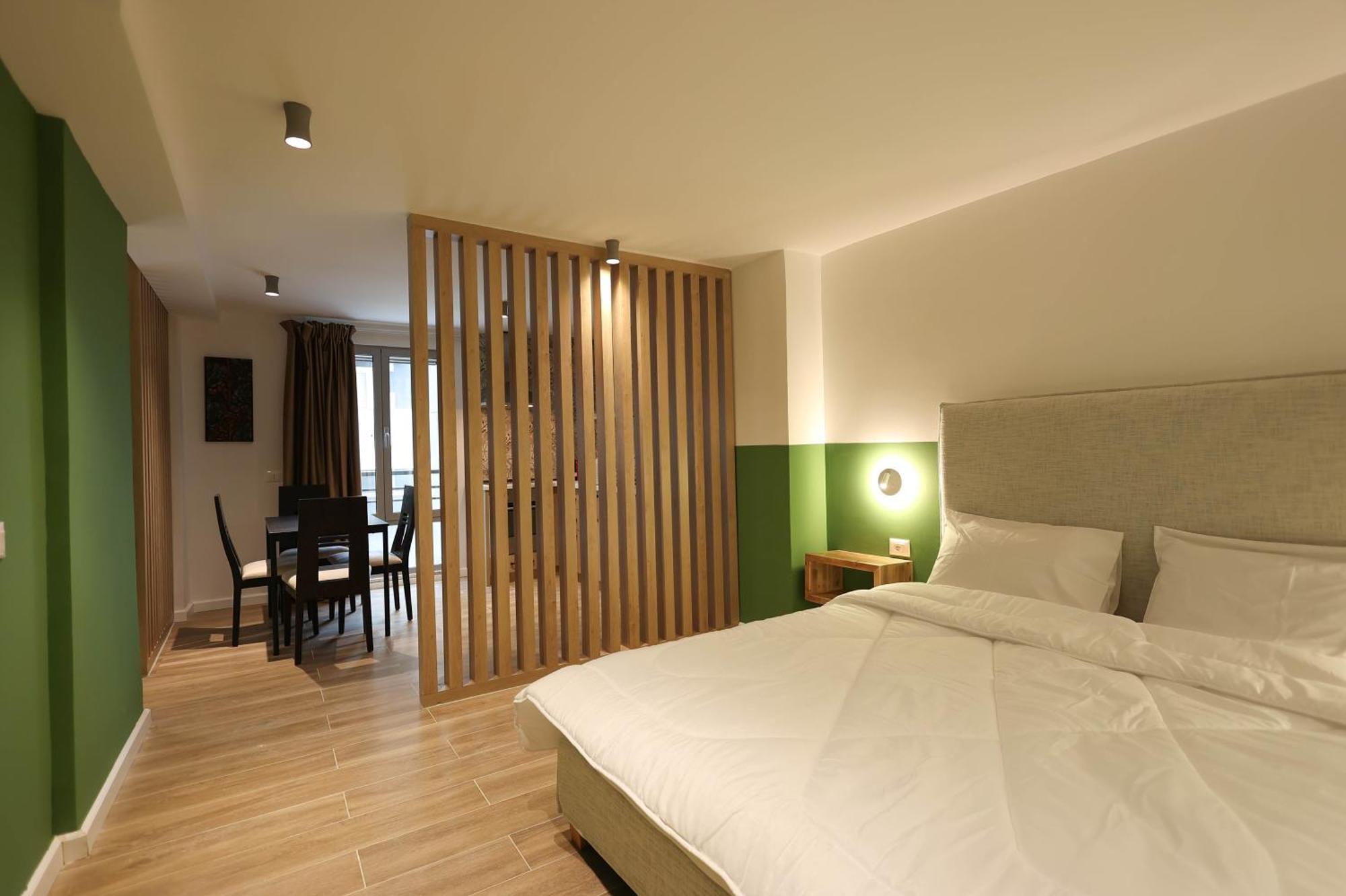 Grandstay Studios Durrës Esterno foto