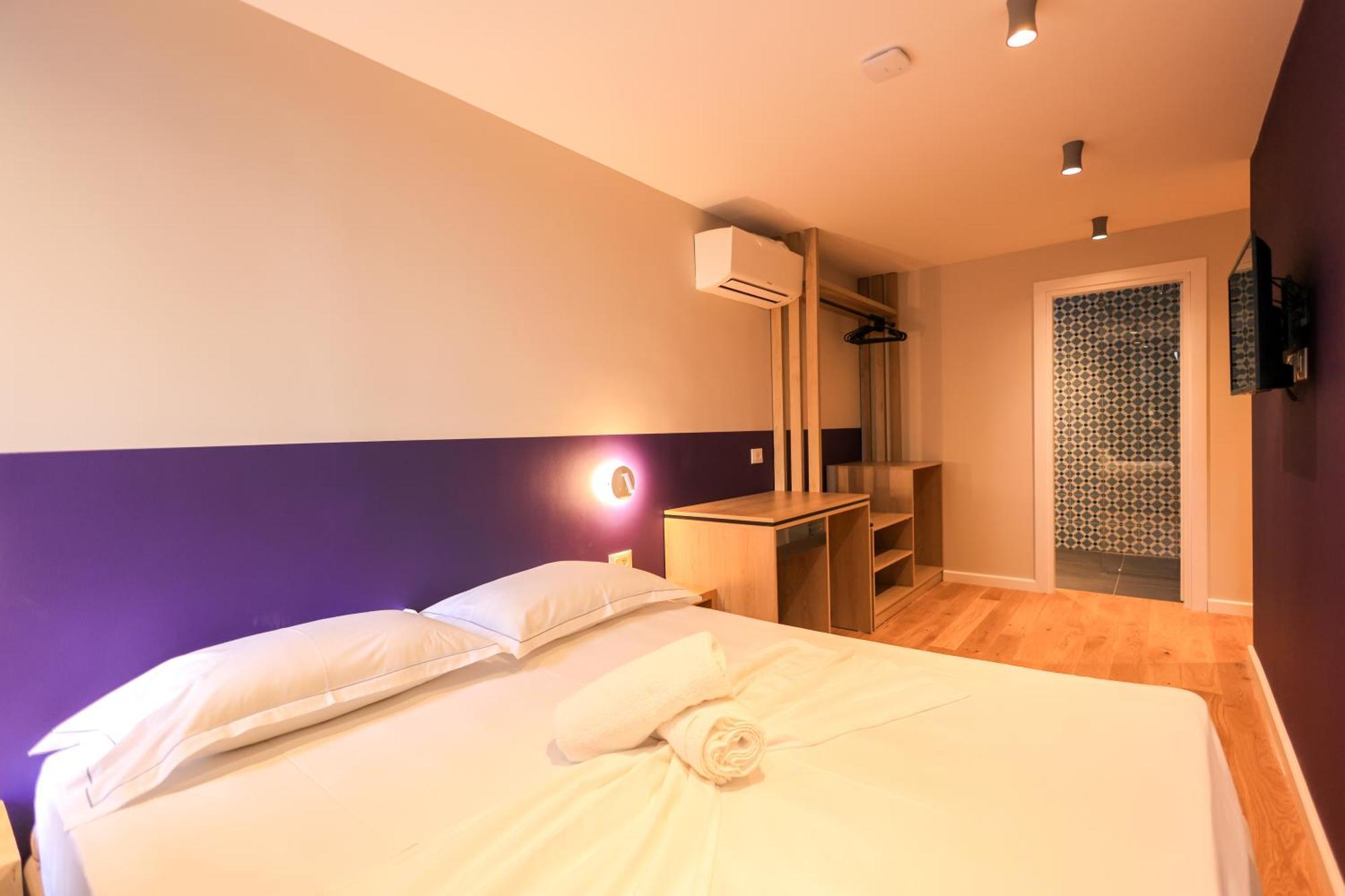 Grandstay Studios Durrës Esterno foto