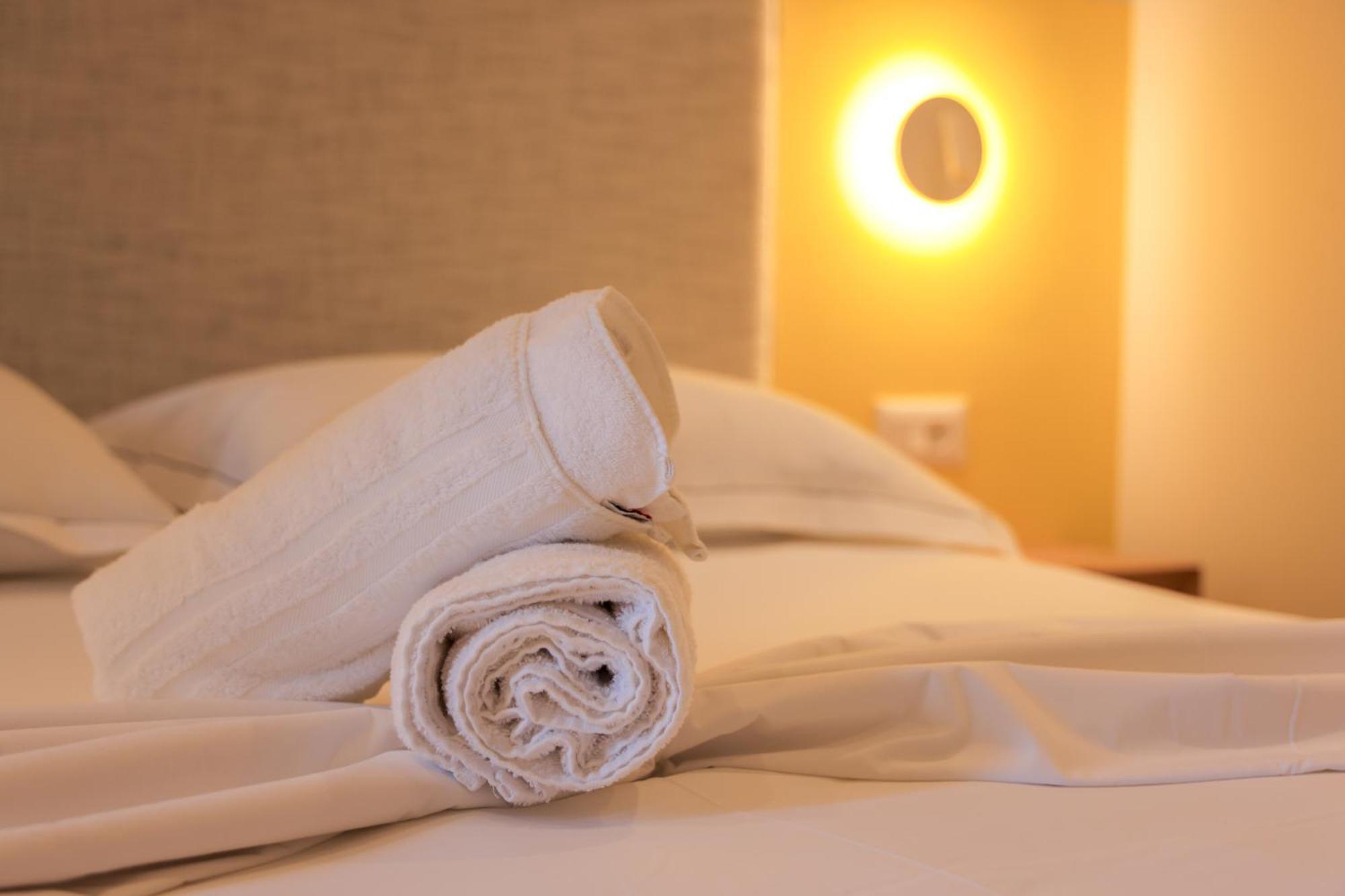 Grandstay Studios Durrës Esterno foto
