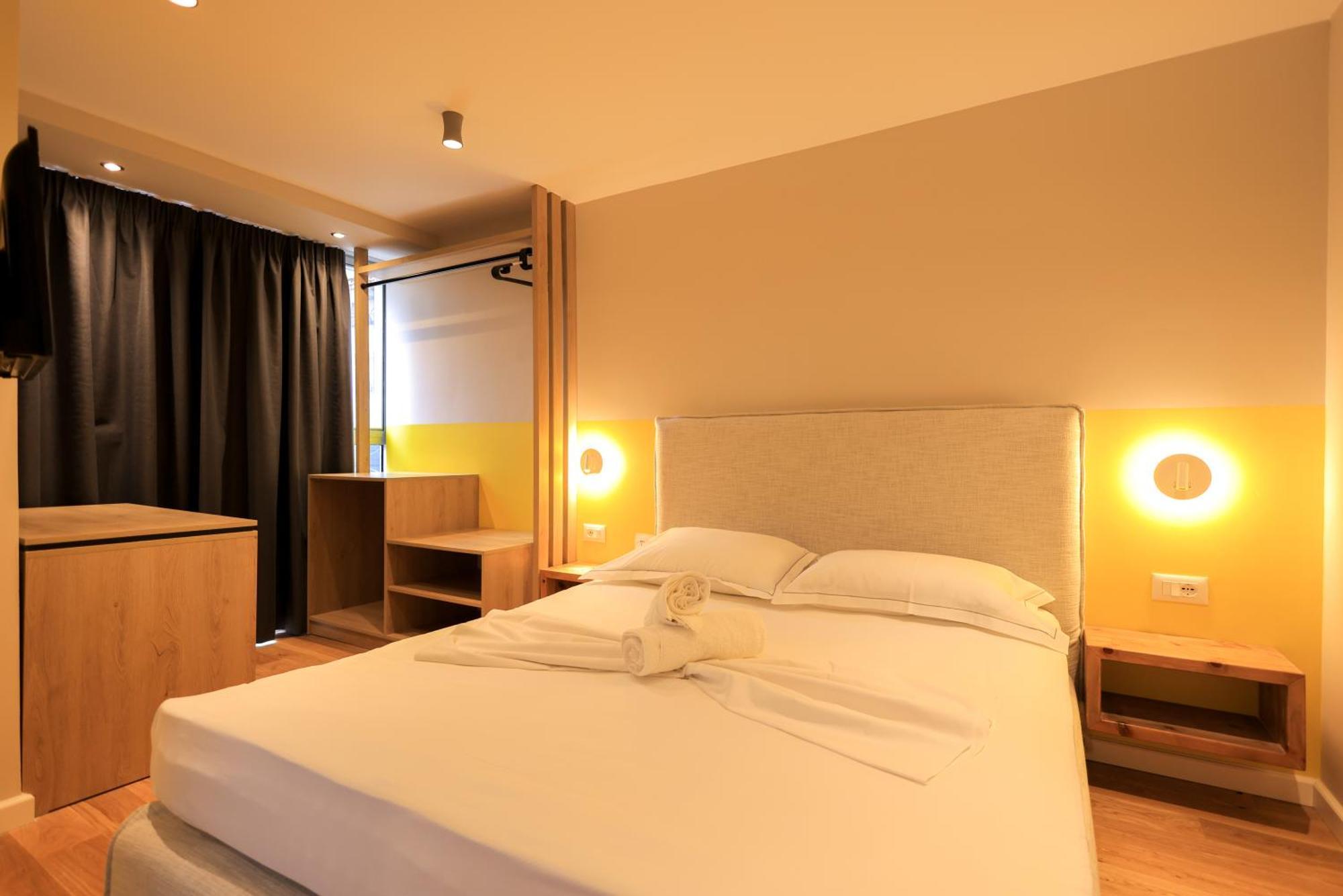Grandstay Studios Durrës Esterno foto